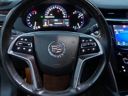 Used 2013 Cadillac XTS Luxury image 30