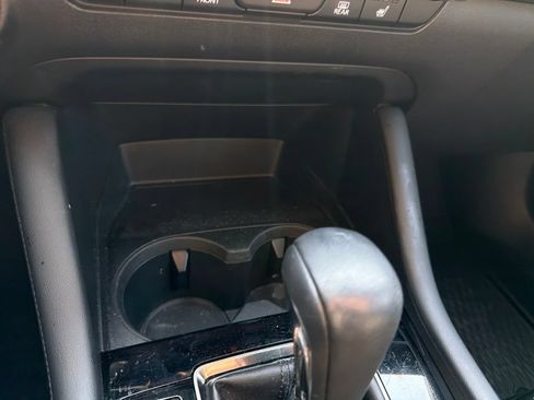 Used 2022 MAZDA MAZDA3 s AWD/4WD image 20