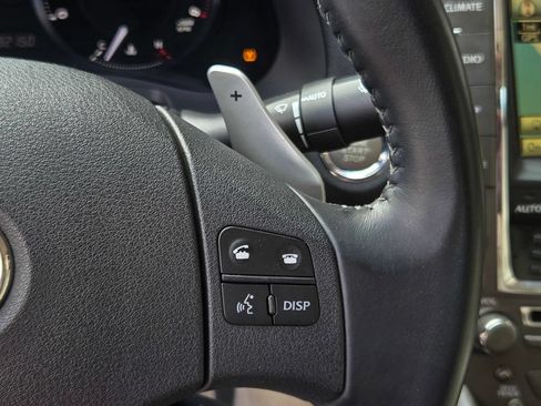 Used 2010 Lexus IS 250C RWD image 22