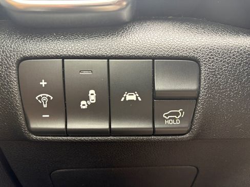 Used 2020 Kia Sportage SX image 3