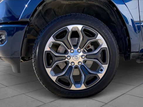 Used 2022 RAM 1500 Limited image 11