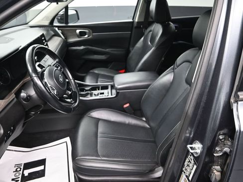 Used 2021 Kia Sorento EX w/ Panoramic Sunroof Package FWD image 32