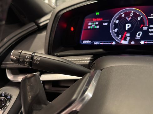 Used 2022 Chevrolet Corvette Stingray Coupe w/ Z51 Performance Package image 32