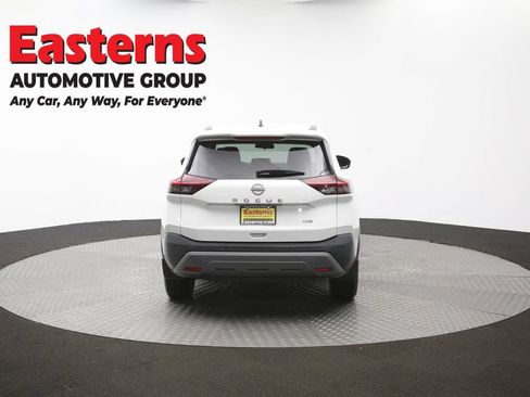Used 2023 Nissan Rogue S AWD/4WD image 39