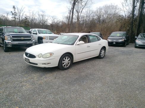 Used 2006 Buick LaCrosse CXL w/ Driver Confidence Package image 1