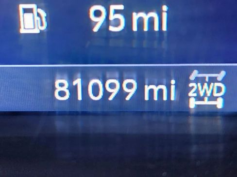 Used 2023 Chevrolet Silverado 2500 LT w/ Convenience Package image 22