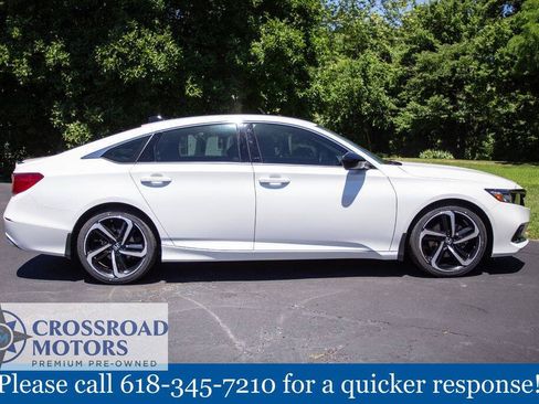 Used 2022 Honda Accord Sport image 6