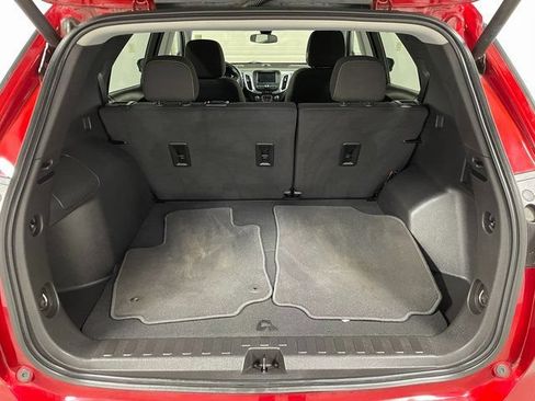 Used 2023 Chevrolet Equinox LT AWD/4WD image 24