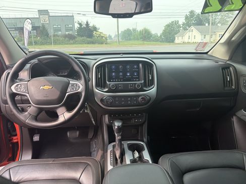 Used 2022 Chevrolet Colorado ZR2 w/ ZR2 Dusk Special Edition AWD/4WD image 14