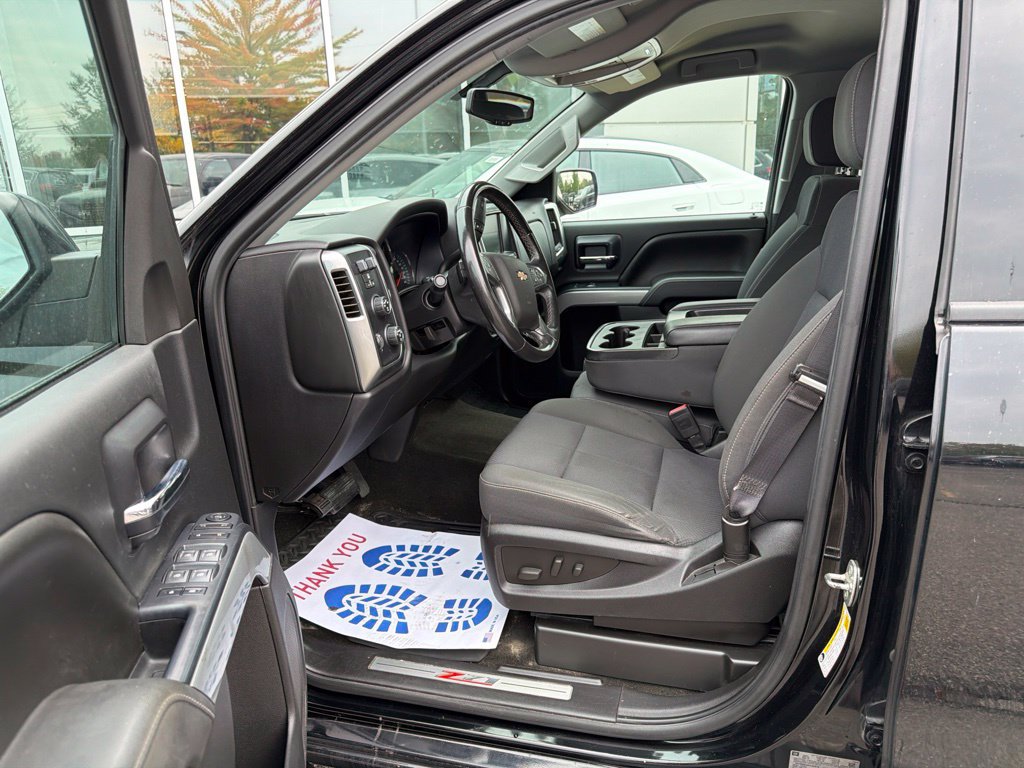 Used 2015 Chevrolet Silverado 1500 LT w/ Midnight Edition AWD/4WD image 8