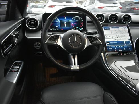 Used 2022 Mercedes-Benz C 300 4MATIC Sedan image 18