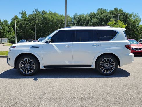 Certified 2023 Nissan Armada Platinum w/ Captain's Chairs Package AWD/4WD image 5