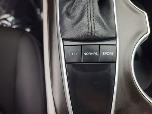 Used 2023 Toyota Camry LE image 34