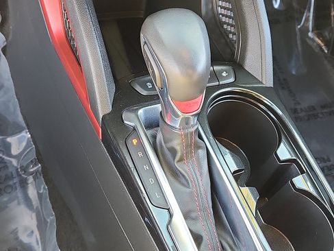 Used 2023 Chevrolet TrailBlazer RS w/ Convenience Package image 14