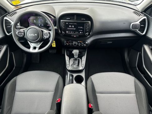 Used 2024 Kia Soul LX w/ Option Group 015 image 14