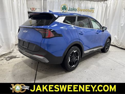 Used 2026 Kia Sportage EX FWD image 10