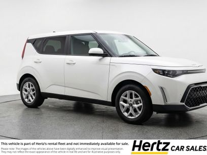 Used 2025 Kia Soul LX w/ LX Technology Package