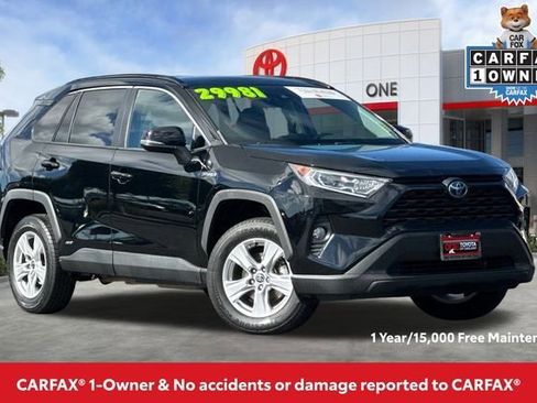 Certified 2021 Toyota RAV4 XLE w/ Convenience Package image 2