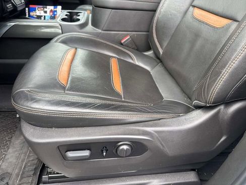 Used 2022 GMC Sierra 1500 AT4 w/ AT4 Premium Package image 20