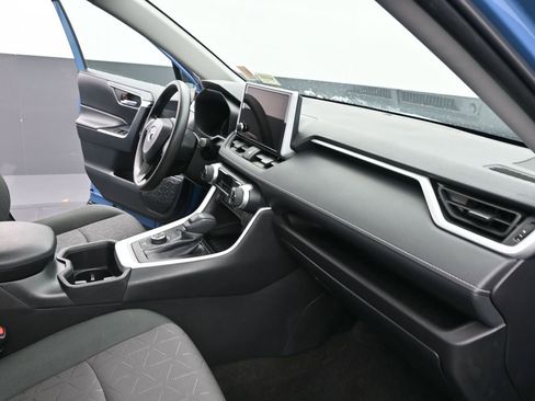 Used 2023 Toyota RAV4 Woodland Edition image 33