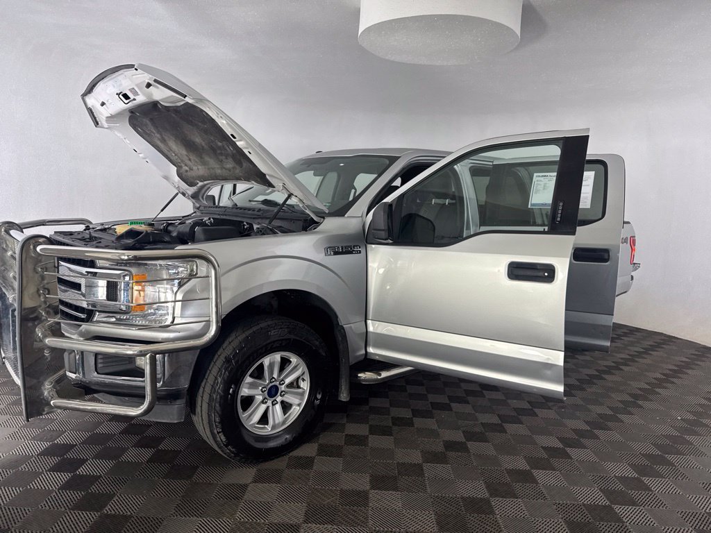 Used 2018 Ford F150 XLT w/ Trailer Tow Package AWD/4WD image 11