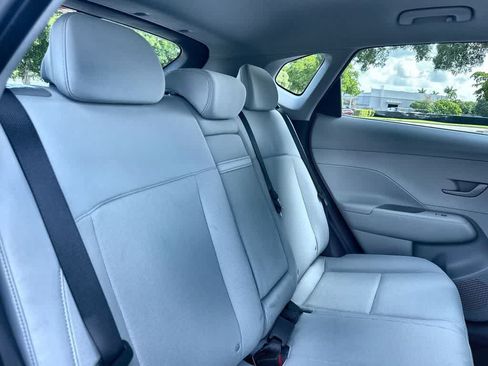 Used 2024 Hyundai Kona SE FWD image 25