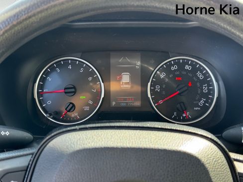 Used 2021 Toyota RAV4 XLE w/ Convenience Package image 17