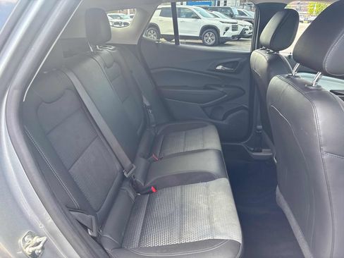 Used 2026 Chevrolet Trax LT FWD image 22