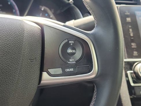 Used 2018 Honda Civic EX-L image 32