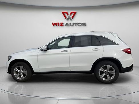 Used 2018 Mercedes-Benz GLC 300 4MATIC image 6