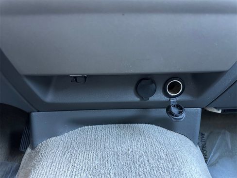 Used 2004 Chevrolet Colorado LS w/ Power Convenience Package image 25