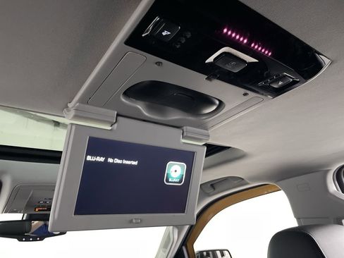 Used 2016 Chevrolet Tahoe LT image 25