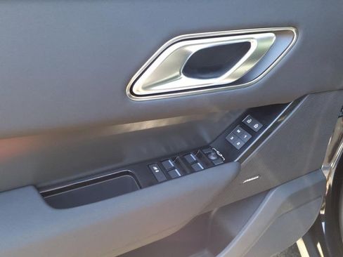 New 2025 Land Rover Range Rover Velar Dynamic SE AWD/4WD image 8
