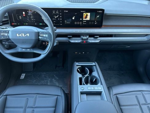 New 2026 Kia EV9 Land image 13