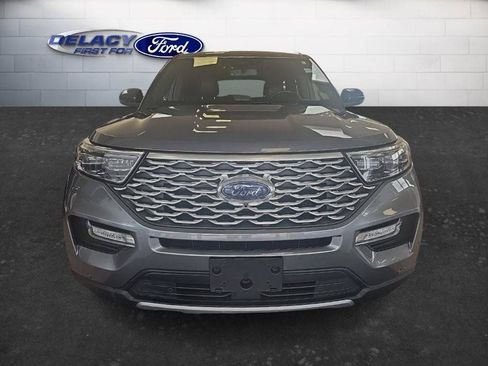 Used 2022 Ford Explorer Platinum w/ Equipment Group 601A AWD/4WD image 10