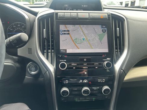 Used 2022 Subaru Ascent Limited w/ Technology Package AWD/4WD image 11