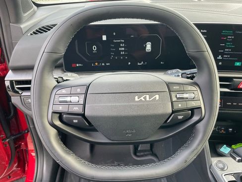 New 2026 Kia Sportage X-Line w/ X-Line Technology Package AWD/4WD image 12