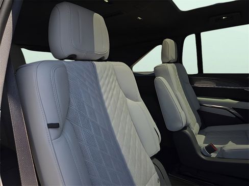 New 2026 Cadillac Escalade IQ Luxury 1 w/ LPO, Floor Liner Package image 15