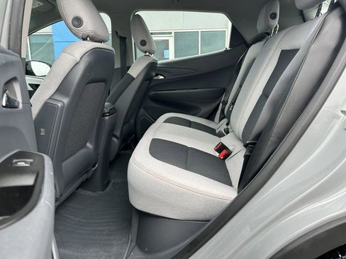 Used 2021 Chevrolet Bolt LT FWD image 14