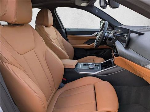 Used 2025 BMW 430i xDrive w/ Premium Package image 22