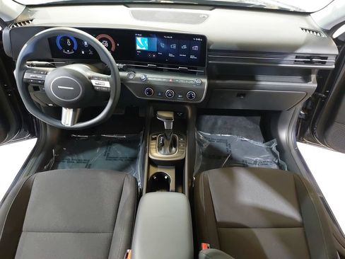 Certified 2026 Hyundai Kona SE FWD image 9
