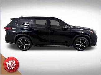 Used 2021 Toyota Highlander XSE FWD video 2