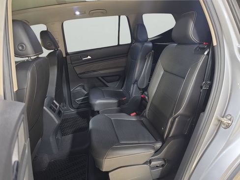 Used 2023 Volkswagen Atlas SEL R-Line AWD/4WD image 15