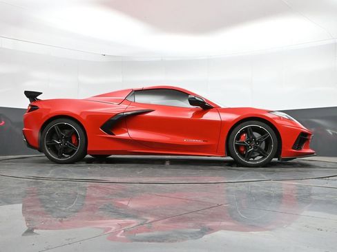 Used 2022 Chevrolet Corvette Stingray Premium Conv w/ Z51 Performance Package RWD image 42