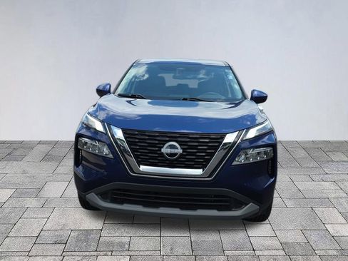 Used 2023 Nissan Rogue SV AWD/4WD image 2