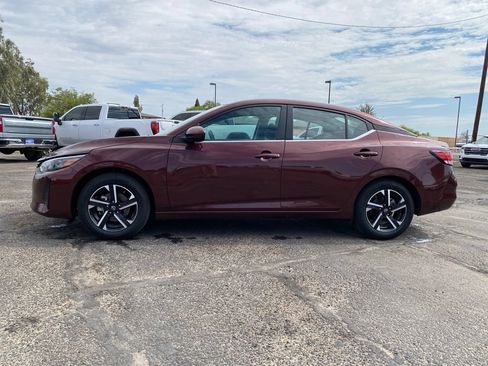Used 2024 Nissan Sentra SV FWD image 3