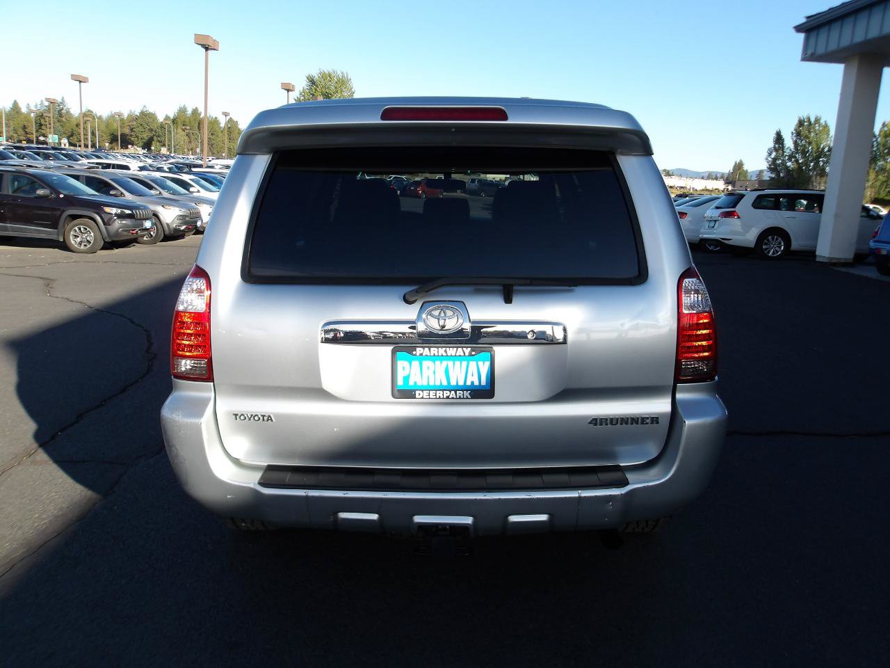Used 2006 Toyota 4Runner SR5 AWD/4WD image 4