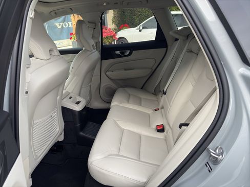 New 2026 Volvo XC60 T8 Ultra w/ Protection Package Premier image 11