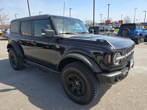 Certified 2023 Ford Bronco Wildtrak image 7