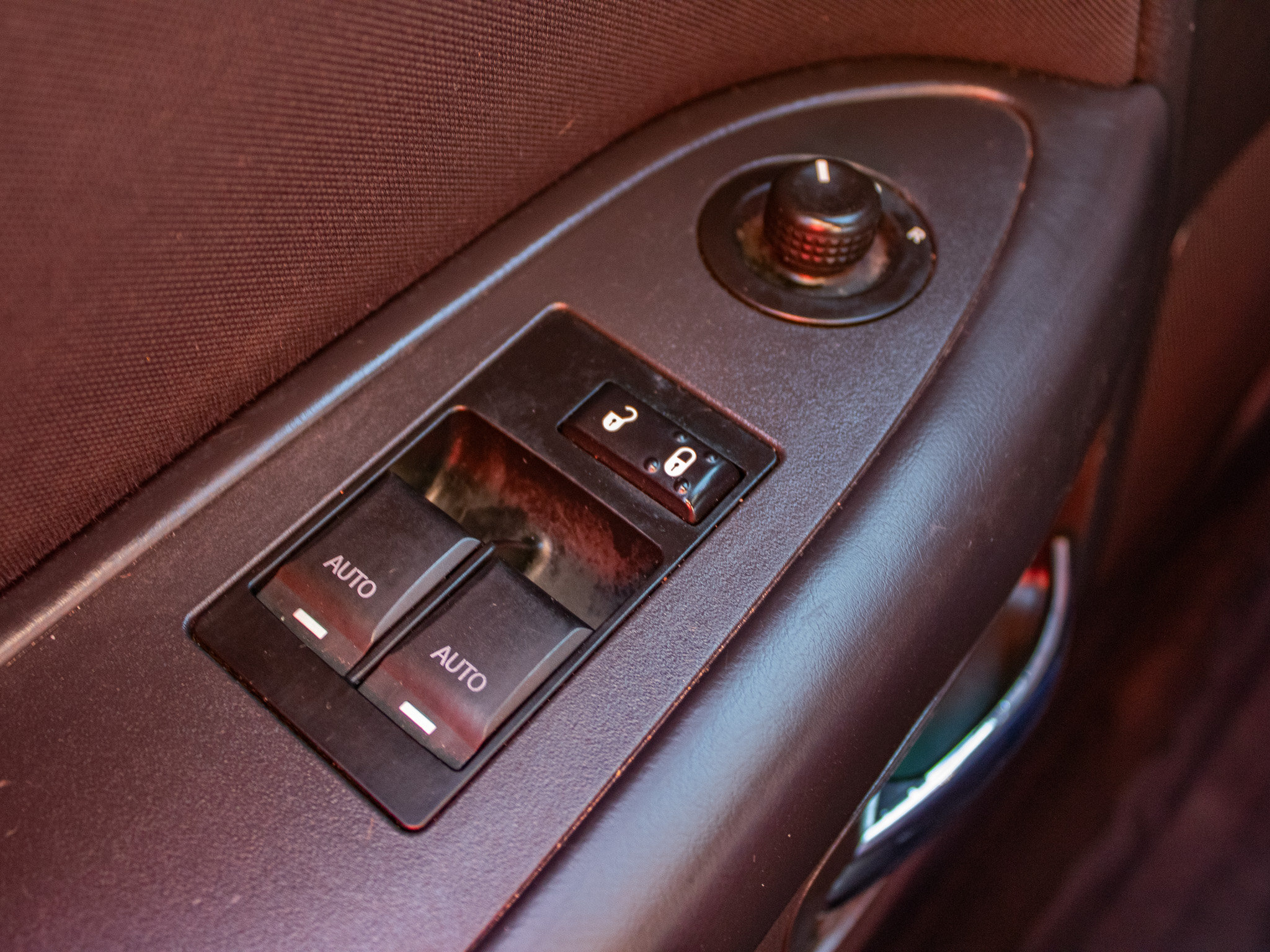 Used 2014 Dodge Challenger R/T RWD image 20